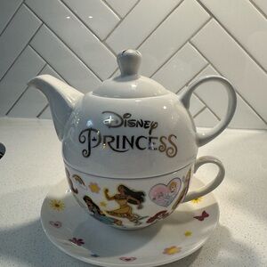 Disney Princess White Teapot and Cup Set